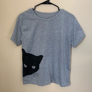 A cute casual cat shirt